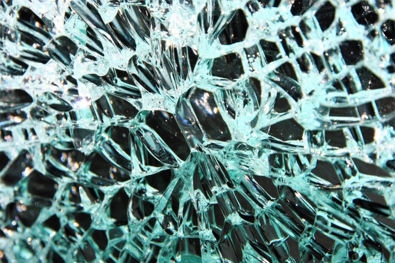 nature, vulnerability, cracks, backgrounds, jumped, broken, close-up, indoors, no people, shard, 4K, abstract, disc, fragility, cold temperature, cracked