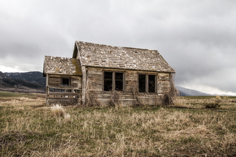 nature, old farm house, bankruptcy, wood, weathered, farm, cloud - sky, exterior, house, building, architecture, 5K, damaged, wood - material, photo, history