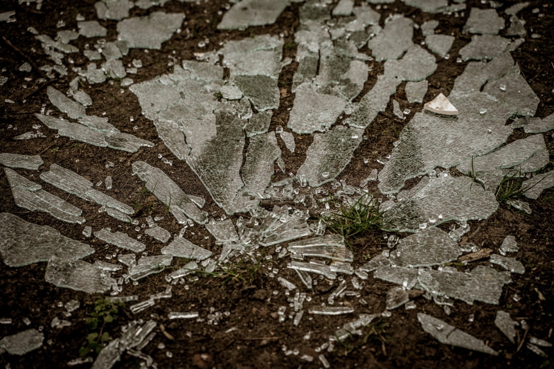 broken glass, abstract, 5K, rain, no people, old, broken, backgrounds, growth, wet, damage, glass breakage, destroyed, break up, wood - material, window pane