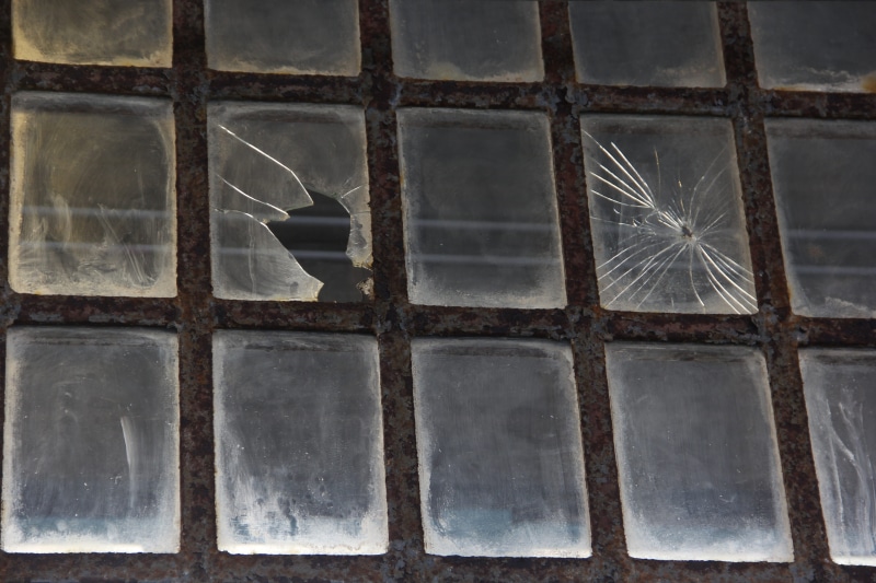 shape, day, broken, pattern, Window, glass - material, full frame, backgrounds, frame, textured, Old, Abandoned, square shape, 5K, design, Broken, architecture