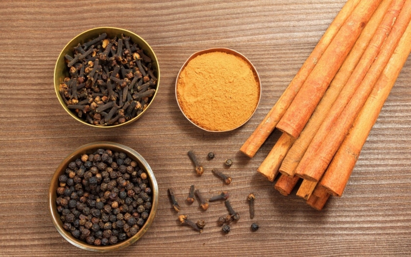 anise, gourmet, directly above, raw Food, cardamom, ground - Culinary, bowls, food And Drink, scented, pepper - Seasoning, seasoning, turmeric, table, spice