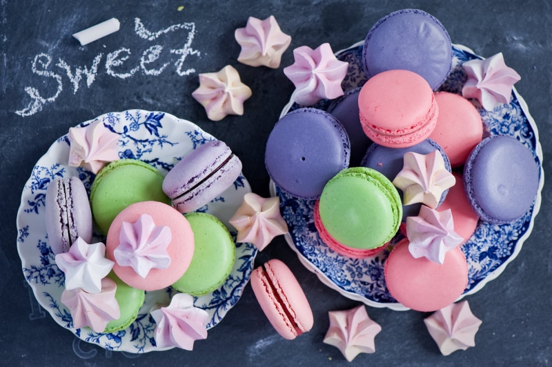 flower, snack, cake, birthday, 1080P, decoration, macarons, sweets, french, directly above, backgrounds, cultures, egg, sweet Food, macaroon, easter, gift