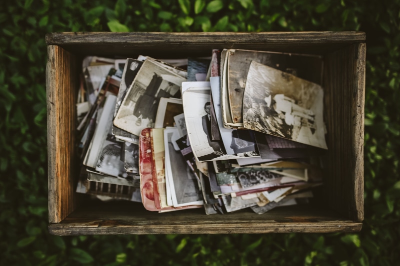currency, vintage, abandoned, large group of objects, table, no people, close-up, container, photos, wood - material, nature, 5K, paper Currency, outdoors
