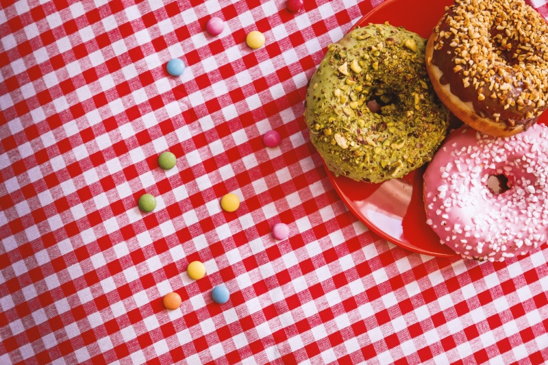 unhealthy eating, baked, ready-to-eat, sweet food, checked pattern, 4K, muffin, three, food and drink, indulgence, food, still life, freshness, donuts