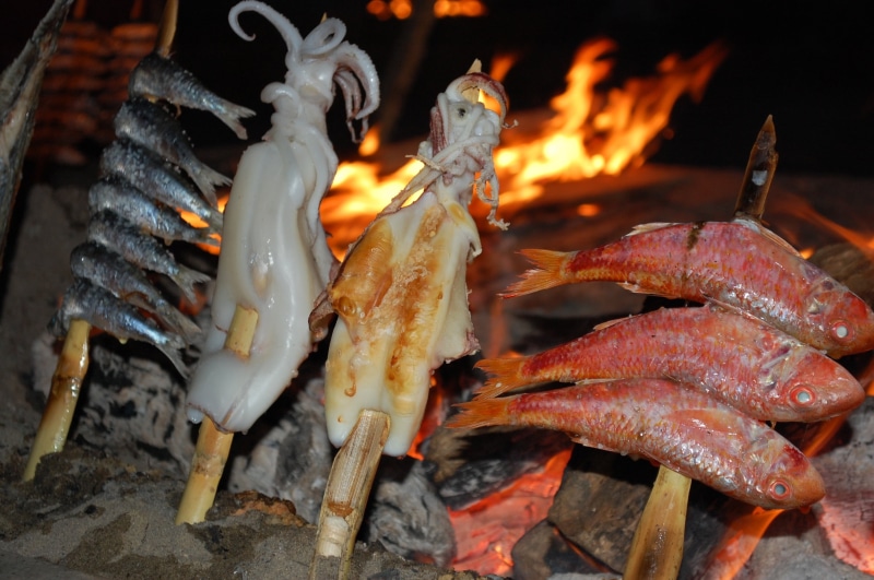 espeto, marbella, barbecue grill, red mullet, seafood, animal, fire - natural phenomenon, costa del sol, meat, healthy eating, campfire, andalusia, food