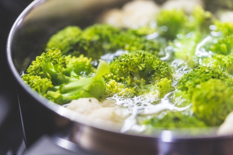 foodie, fitness, freshness, chef, pot, fresh, 4K, yummy, close, Healthy, Broccoli, preparation, meal, still life, gourmet, food And Drink, kitchen, crockery
