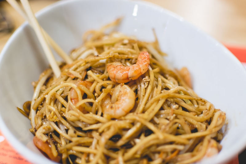 spaghetti, selective focus, indulgence, healthy Eating, still life, close up, close-up, shrimp - seafood, indoors, noodles, serving size, freshness, plate