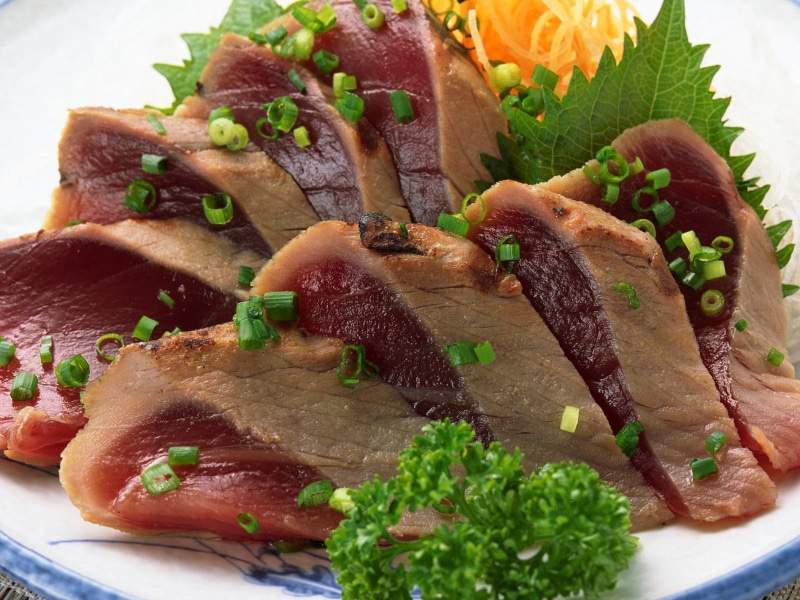 temptation, food And Drink, wood - Material, barbecue, table, food, red meat, sirloin Steak, stake, meat, lunch, pork, dinner, pieces, cross Section, roast Beef