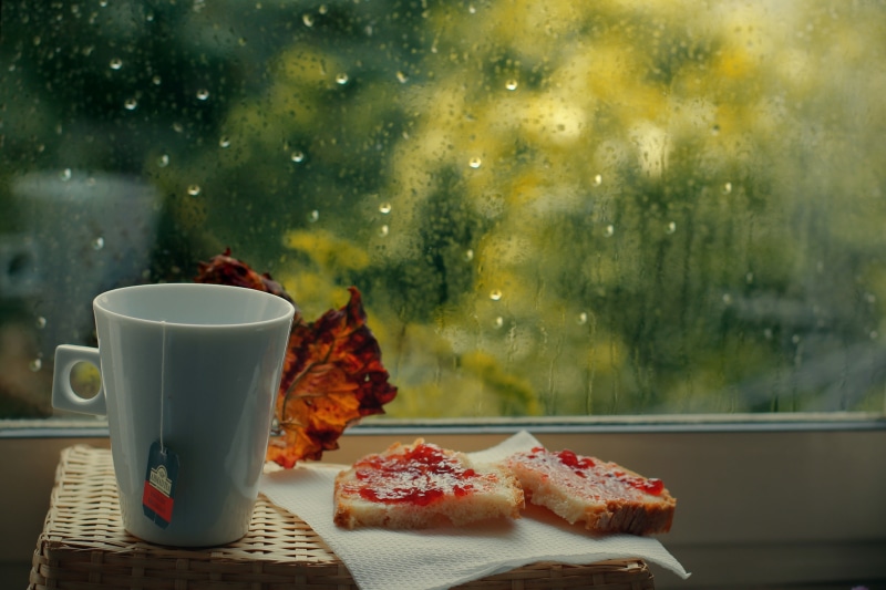 still life, coffee cup, window, snowing, refreshment, transparent, food and drink, no people, 4K, drink, coffee - drink, emotion, white, focus on foreground