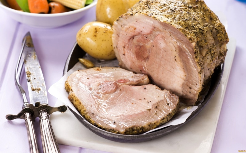 indoors, household equipment, roasted, food and drink, wellbeing, food, cooked, no people, table, close-up, meal, dinner, kitchen utensil, eating utensil