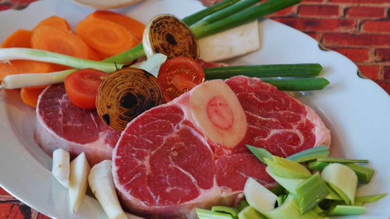 pork, broth, fruit, soup, beef soup, eat, red, raw food, sliced, onions, winter, wellbeing, meat soup, freshness, bouillon, tray, spices, consommé, protein