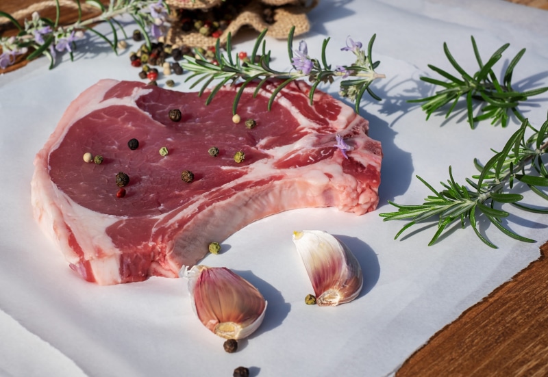 vegetable, 4K, garlic, feed, plant, food and drink, still life, table, tasty, high angle view, nutrition, gourmet, veal chop, close-up, prepare, healthy eating