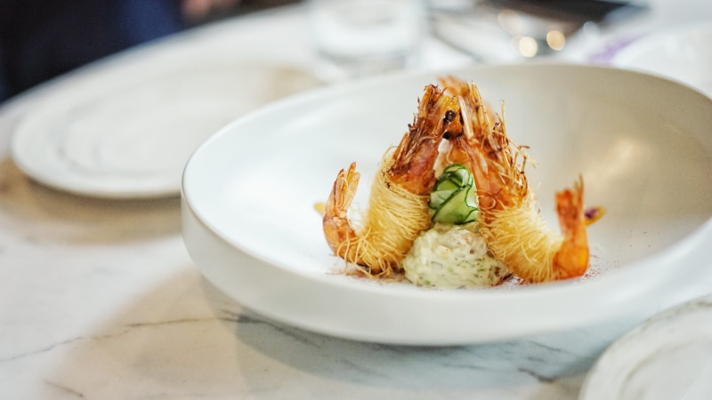 food, focus on foreground, buttered, crockery, meal, indoors, table, close-up, no people, bowl, serving size, healthy Eating, round, shrimp, prepared Shellfish
