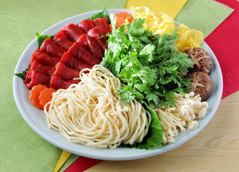 japanese food, snack, serving size, dinner, meal, healthy Eating, dieting, red, mushrooms, vegetarian Food, vegetable, meat, food, noodles, pasta, organic