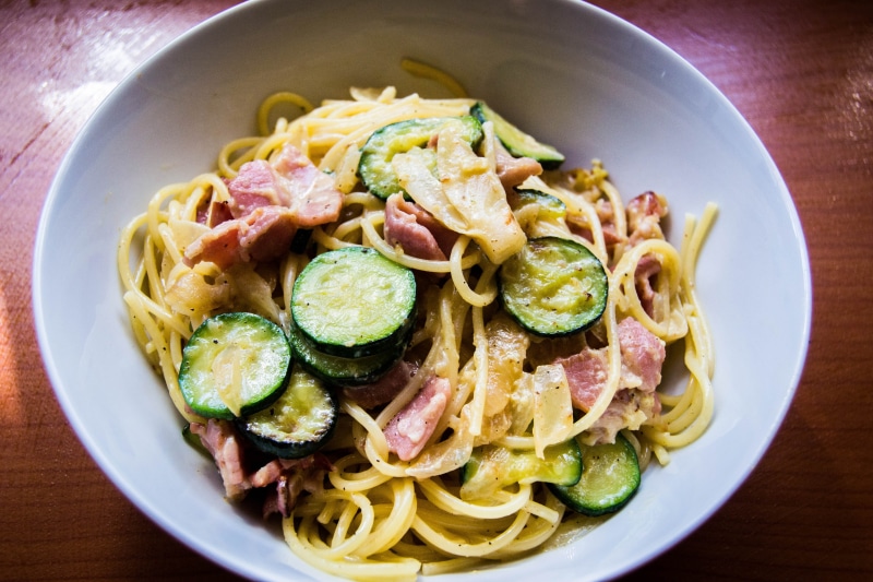 cooked, zucchini, slice, table, food, spice, gourmet, no People, dish, vegetables, still life, heat - Temperature, serving size, sauce, plate, dinner, savory Sauce