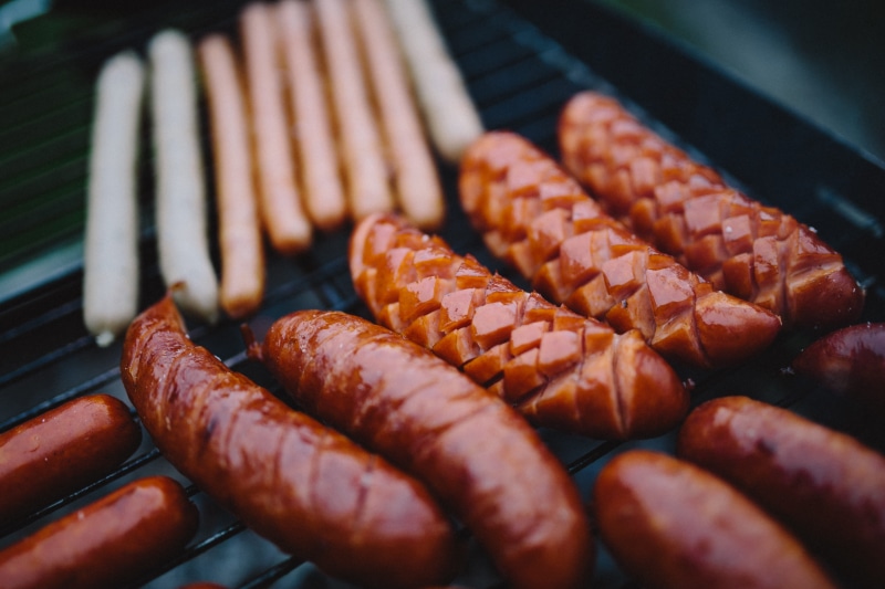 sausage, meat, grilled, bratwurst, preparation, processed meat, barbecue, beef, grill, meal, hot Dog, snack, in a row, food and drink, grilling, temptation