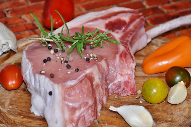 still life, beef, preparation, food, pepper, eat, herb, country pig, steak, indoors, quality, sliced, 4K, pig back, meat, meal, bio, black, dinner, gourmet