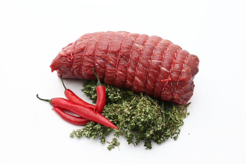carving, 5K, cut out, food and drink, raw food, still life, red meat, meat, red, chopped, beef, studio shot, single object, delicacy, organic, indoors
