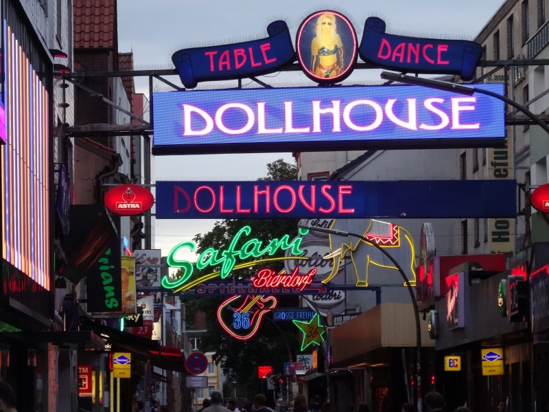 neon, street, western script, great dom of, direction, skyscraper, lighting equipment, built structure, no people, night, building exterior, st pauli, outdoors