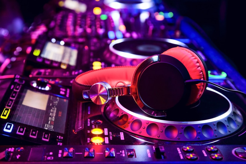 lights, music, 2K, DJ, headphones