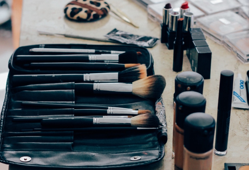 beauty products, 2K, bottles, make-up, writing instrument, brushes, product, variation, makeup, choice, make up, foundation, no people, group of objects