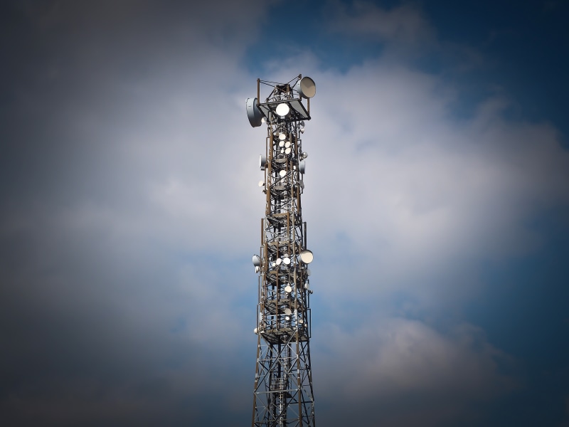wireless technology, delivery, outdoors, sky, technology, broadcasting, mobile antenna, built structure, 4K, reception, antenna, background, no people