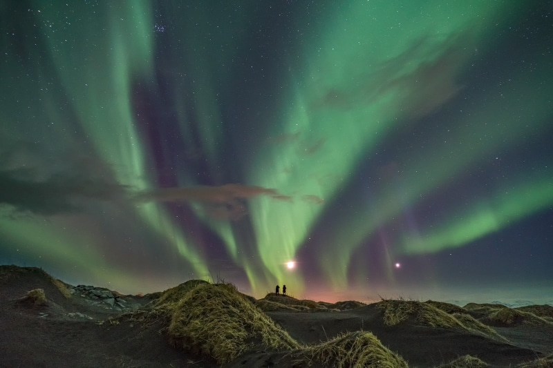 nature, aurora Polaris, stars, stargazers, star - Space, Iceland, 720P, nightscape, northern lights, arctic, sand dunes, astronomy, landscape, night  sky