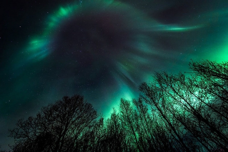 aurora polaris, tranquility, lights, low angle view, sky, tranquil scene, 480P, nature, green color, star - space, landscape, space and astronomy, aurorae