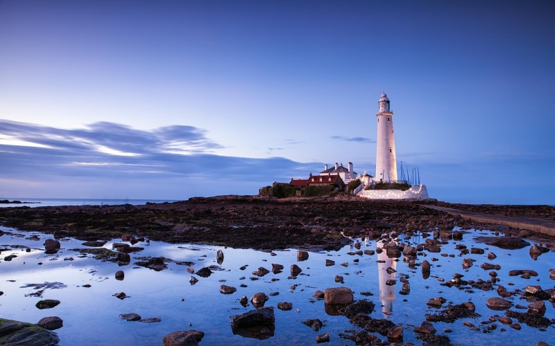 white, rocks, 1080P, uk, nature and landscapes, point, lighthouse, saint, tide pools, lights, marys