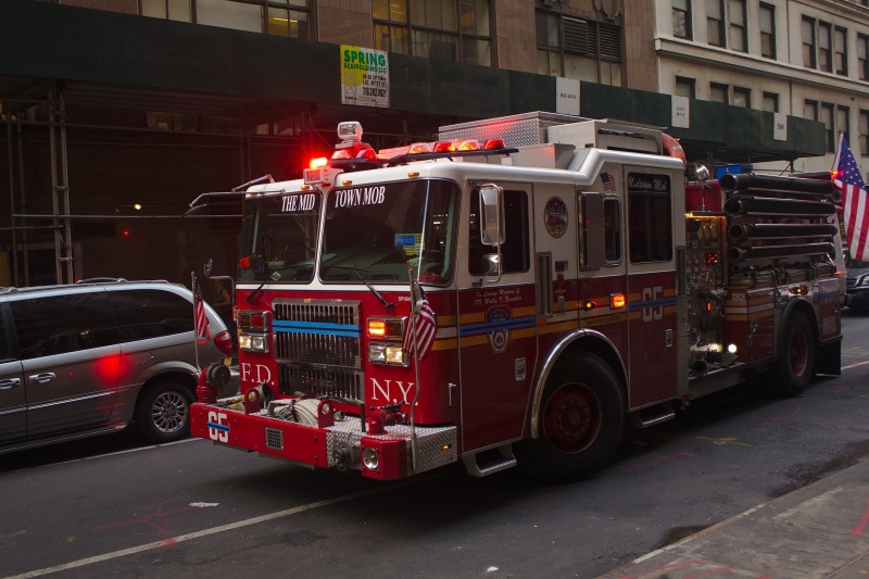 fire engine, 2K, danger, new york, truck, help, america, protection, accident, alarm, built structure, fire truck, 911, medical, unit, firetruck, land vehicle