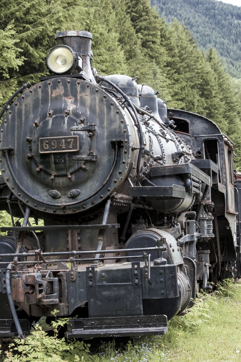 way, subway, wheel, black, track, antique, industry, iron, historic, surrounded, mode, day, engine, train, grass, c, journey, land, cargo, rail transportation