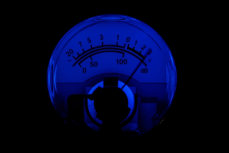 indoors, geometric shape, nature, night, power, audio, studio shot, vu meter, 2K, vu, dark, blue, connection, music playback, sound level, instrument