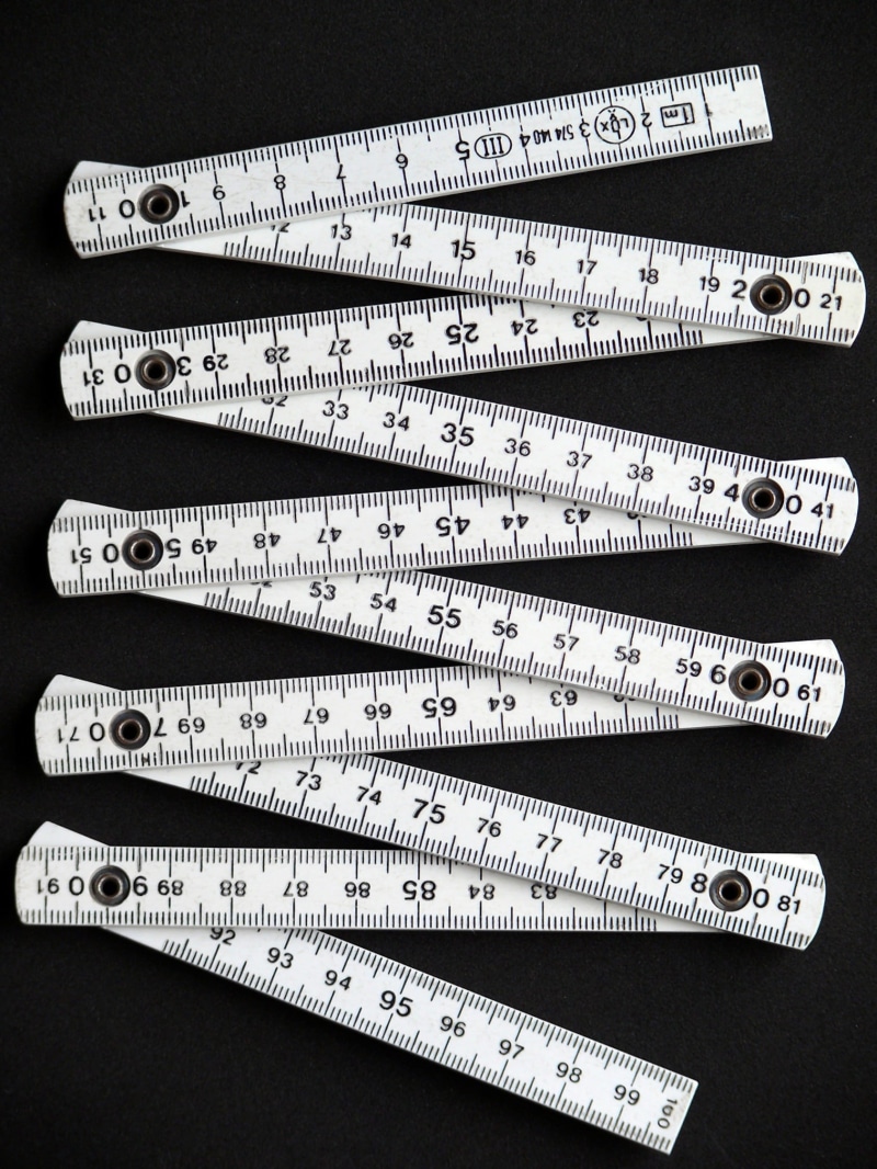 equipment, arts culture and entertainment, members to scale, no people, bers scale, tape, Tape Measure, gage, close-up, text, centimeters, black color