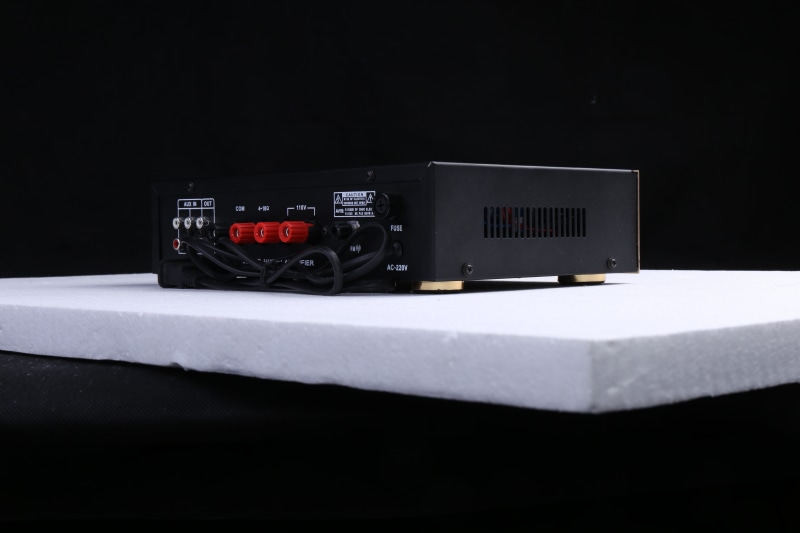 black, close-up, Di, hd amplifier, communication, Amplifier, sound, 5K, single object, retro styled, Hd, di kasen, studio shot, black Color, pa jobs, technology