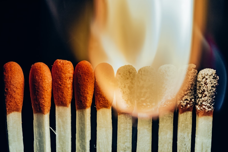 heat - Temperature, 90mm, matchstick, on Fire, closeup, flame, ILCE-7M2, Mondays, burning, HMM, matchsticks, igniting, F2.8, match, photo, 5K, All in a Row