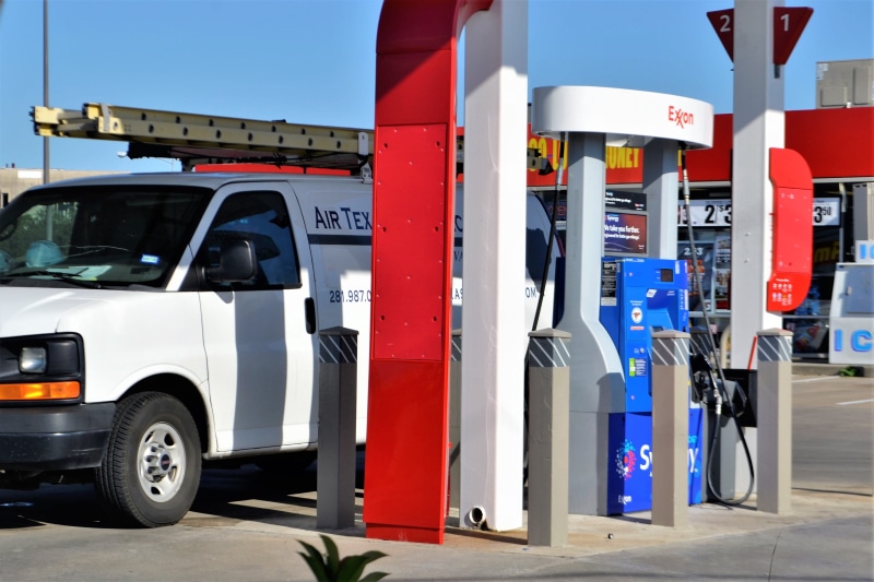 white, fuel, travel, mode of transportation, fuel and power generation, vehicle, industrial, refueling, ladder, head lamp, regular, prices, no people, transportation