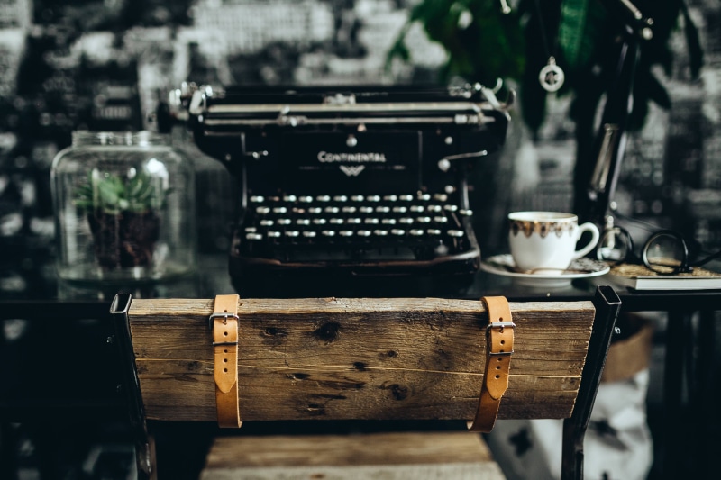 4K, hot drink, still life, food and drink, black, antique, container, day, coffee - drink, selective focus, focus on foreground, typewriter, coffee cup