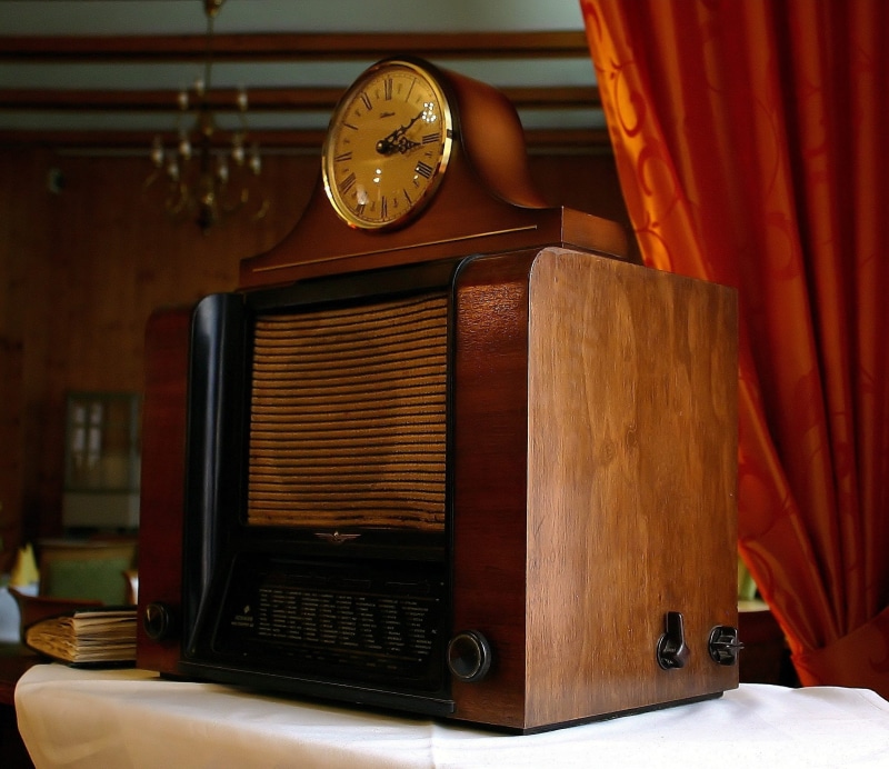 no People, analog, indoors, instrument of time, wood - Material, arts culture and entertainment, radio device, alarm clock, table, domestic Room, focus on foreground