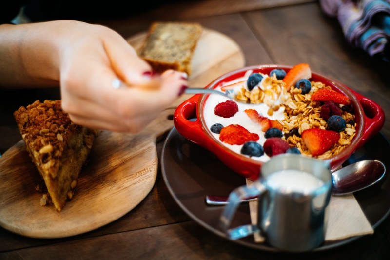 fruit, indoors, kitchen utensil, eating, eat, coffee, banana bread, cereals, ceramic, wellbeing, human body part, freshness, cereal bowl, cream, chocolate