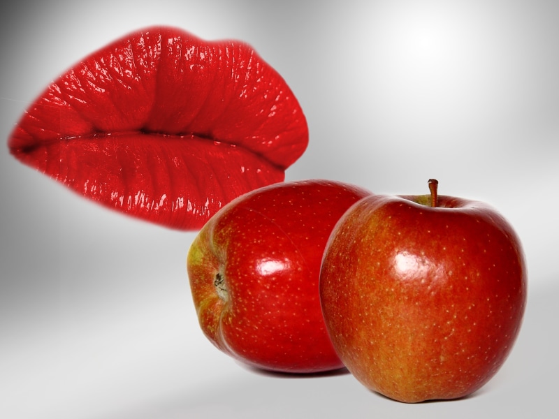 crisp, fruit, lips, fruits, apple, plant, two, organic, vitamins, nature, ripe, 4K, close-up, studio shot, food and drink, wellbeing, apple - fruit, eat
