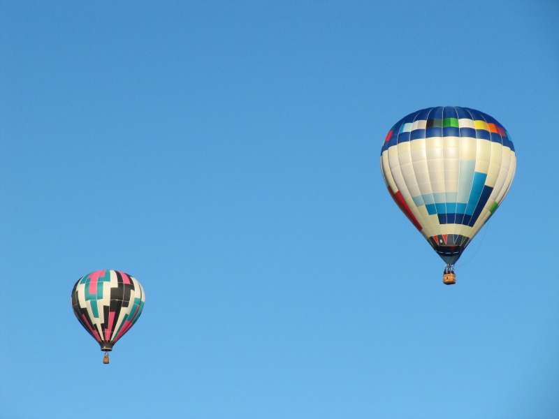 air, air Vehicle, photo, 4K, balloons, adventure, blue, two, multi Colored, transportation, outdoors, heat - Temperature, hot Air Balloon, travel, hot