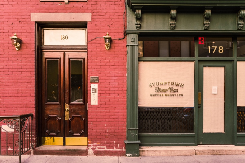 store, building exterior, green, urban, 5K, door, food and drink, footpath, facade, architecture, red, beside, restaurant, street, coffee shop, cafe, no people