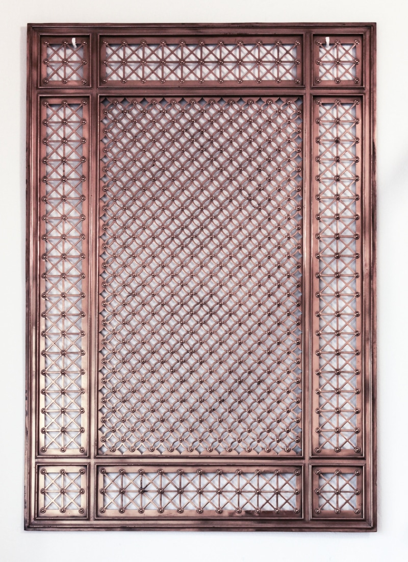 texture, pattern, picture frame, architecture, ornate, shape, gate, close-up, metal, mechanic, studio shot, grating, metallic, trellis, rust, metallic gridiron