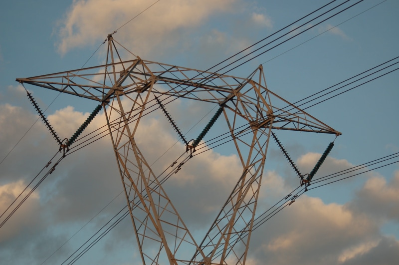 technology, fuel and power generation, voltage, cloud - sky, power supply, electricity pylon, power line, palo, architecture, built structure, nature, no people