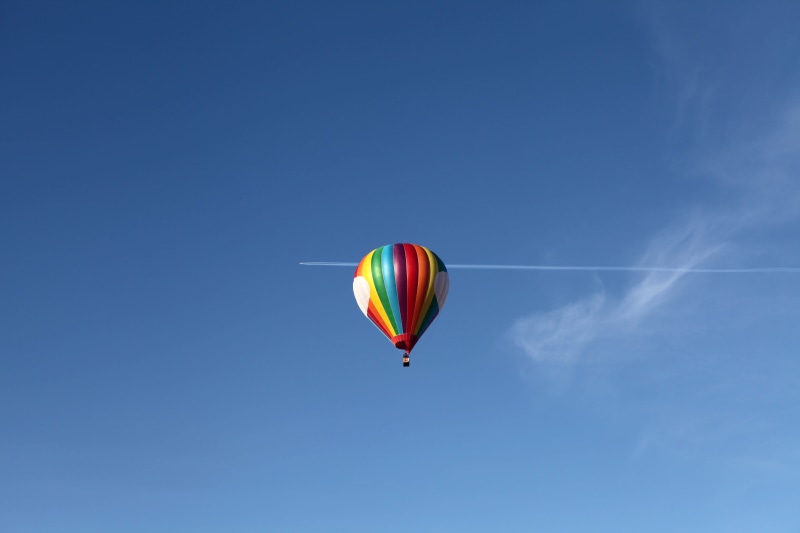 colorful, blue, low angle view, fun, blue sky, sport, flying balloon, transportation, at the court of, nature, air, flight, air vehicle, 5K, kite - toy
