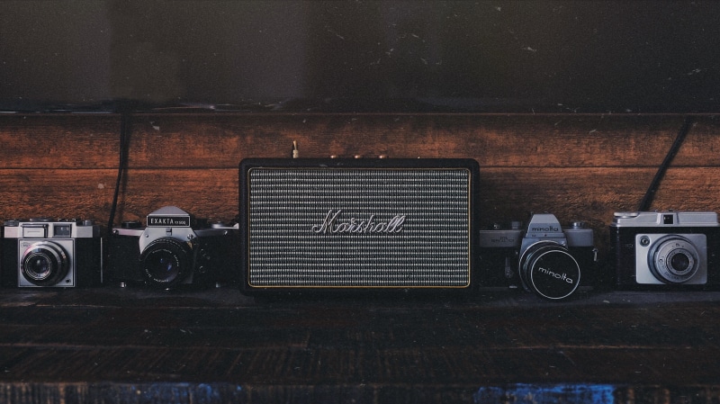 technology, sound recording equipment, arts culture and entertainment, photography themes, gray, music, vintage camera, radio, amplifier, 4K, directly above