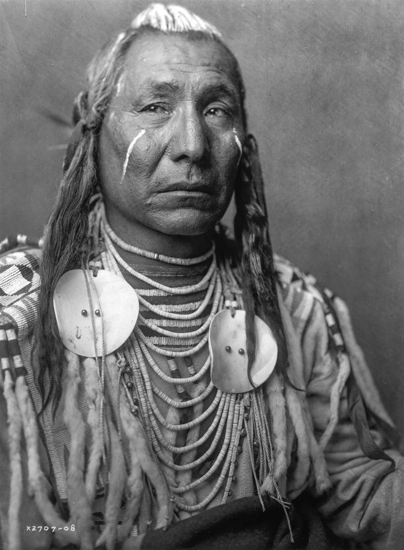 women, individual Event, black And White, lifestyles, lifestyle, representation, traditional, time, sioux, focus on foreground, looking at camera, long hair