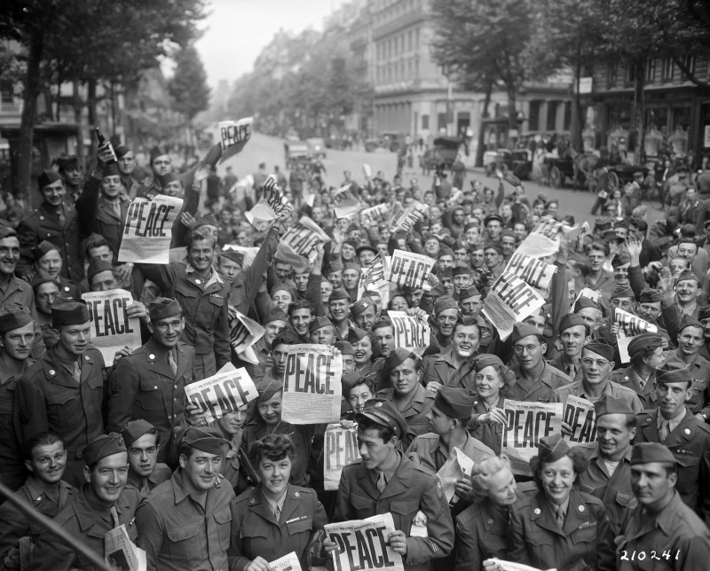 Victory in the pacific, celebration, text, democracy, v, celebrating, communication, military personnel, group of people, large group of people, city, personnel