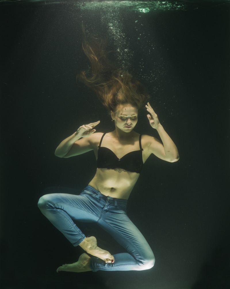 clothing, underwater, black, person, mystery, emotion, woman, beautiful woman, magic, 4K, hairstyle, dancer, love, public domain images, young women, pose