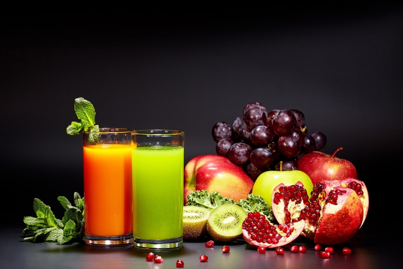 green, garnet, glasses, greens, apples, 2K, juice, grapes, black background, kiwi, fruit, orange